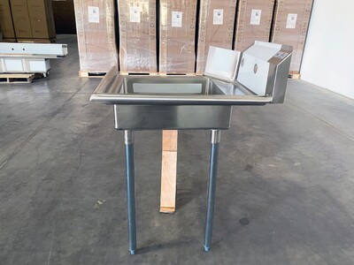 NSF Soiled Dish Table 26W x 30D x43.7H inches HN-DTS26R