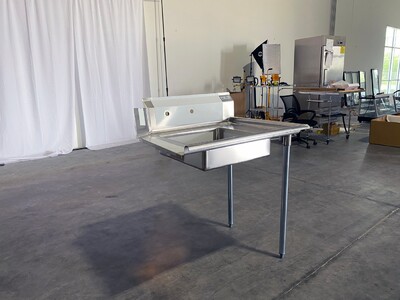 NSF Soiled Dish Table 36W x 30D x43.7H inches HN-DTS36R