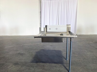 NSF Soiled Dish Table 36W x 30D x43.7H inches HN-DTS36R