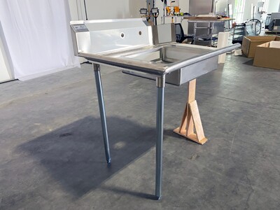 NSF Soiled Dish Table 36W x 30D x43.7H inches HN-DTS36L