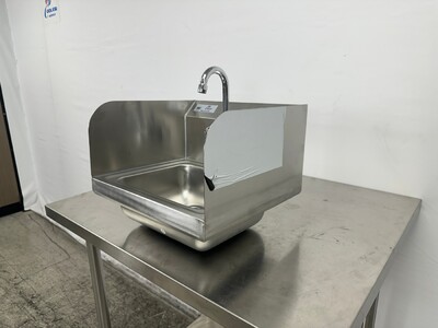 15 ins hand sink with two splashes and faucet HS-15-LR-320