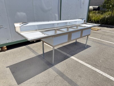 NSF120 in Stainless Steel 3 Compartment sink S3C242412-24LR-318