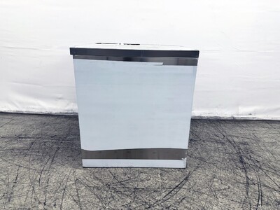 Dining Car Facilities Left Rear Arc Workbench double door A1