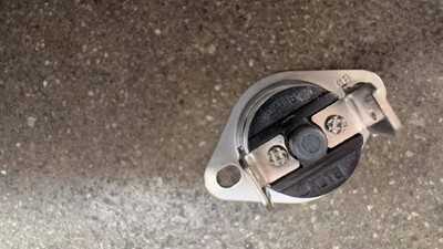 [Parts] HW-200 Cabinet ShowCase Reset Thermostat KSD301 150°