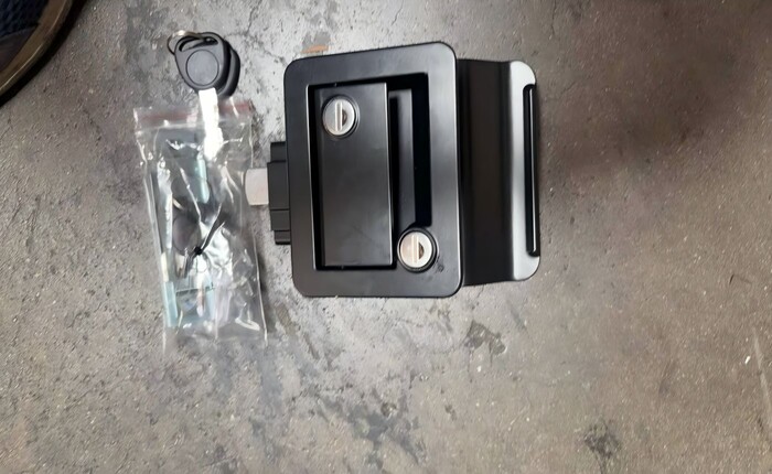 [Parts]FT38 Mobile Food Cart Trailer Lock