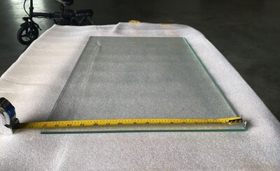 [Parts] HW-186 Right Glass Door 22*16 ins