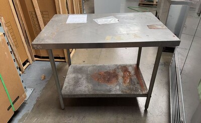 Clearance 48 ins Rectangular Table 101592L0904