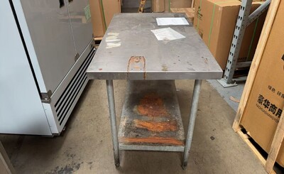 Clearance 48 ins Rectangular Table 101592L0904