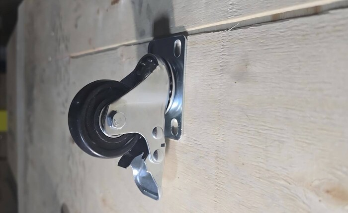 [Parts] GDC-50 Glass Door Refrigerator With Brake Casters