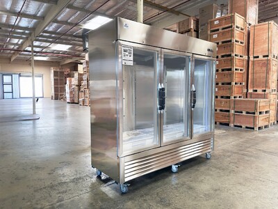 NSF Commercial 3 Door Stainless Steel Refrigerator KR-82BG1