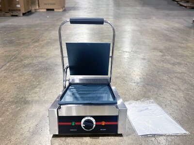 NSF Panini Sandwich Contact Grill Top And Lower Flat PG811B