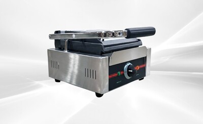 NSF Panini Sandwich  Grill Top Ribbed And Lower Flat PG811C