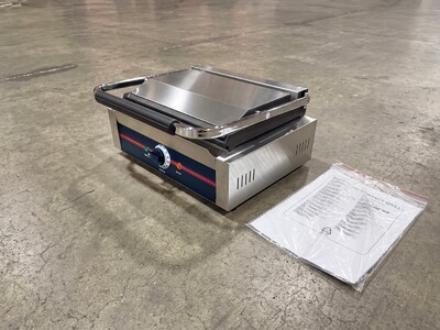 NSF Panini Sandwich Contact Grill Top And Lower Flat PG811EB