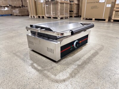 NSF Panini Sandwich Contact Grill Top And Lower Flat PG811EB