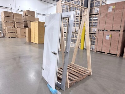 Walk In Freezer 0.8*1.8 Frame Door for PA4 With Heating Doo3-L