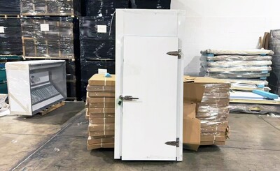 Walk In Cooler White Door With Frame NSF DOO4R