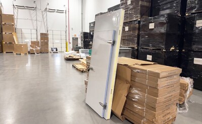 NSF Walk In Freezer White Door With Frame DOO4R