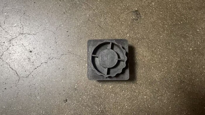 [Parts] SFT-3232 Anti-slip Plastic Pads For Table Legs