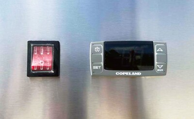 NSF SS Three Door Top Mount Reach In Refrigerator E90AR