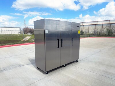NSF SS Three Door Top Mount Reach In Refrigerator E90AR
