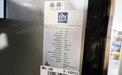 NSF Stainless Steel Top-Mounted Reach In Freezer 1 Door E30AF