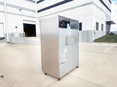 NSF SS Two Door Top Mount Reach In Freezer E60AF