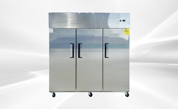 NSF SS Three Door Top Mount Reach In Freezer E90AF