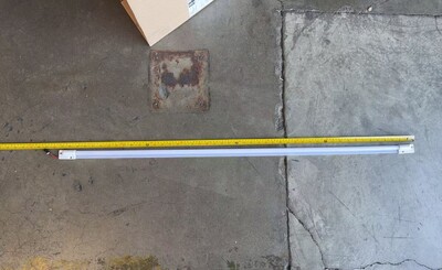 [Parts] GDC-35Glass Door Refrigerator Inner Lamp HZ-D30-1200 11W