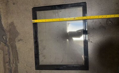 [Parts] Refrigerator  Glass  Door 17*15 Ins