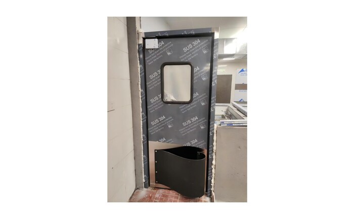 36x H84 in Single S S Swinging Traffic Doors Includ frame D3684S