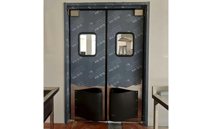 36x H96 ins Double  S S  Traffic Doors Includ frame D3696D