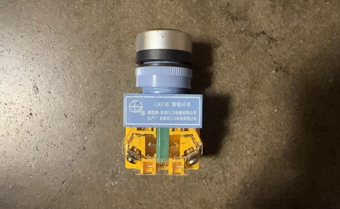 [Parts] Green Circular Button  Switch LAY16