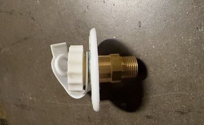 [Parts] Water Outlet On The Caravan