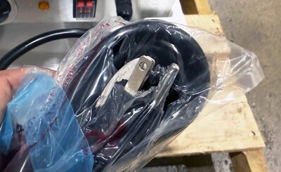 NSF  Full Service Dual Shelf Merchandiser Warmer HWS-3PD