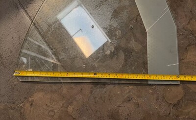 [Parts]Special-shaped Glass Right Glass 24*20 Ins