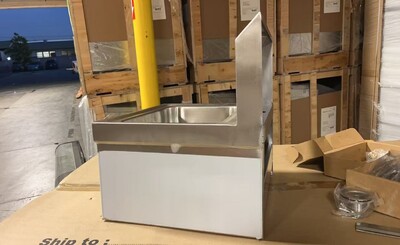 Clearance Hand Sink with Knee Operated Valve 103152L1125
