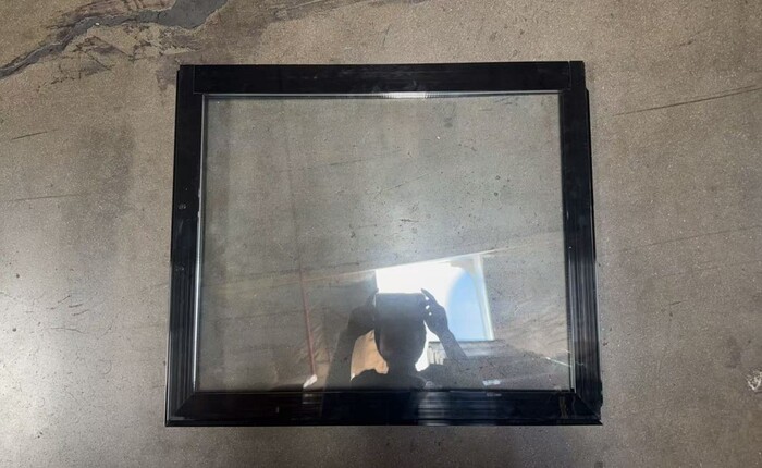 Parts] ARC-470Z Bakery Refrigerator Case Right Glass Door