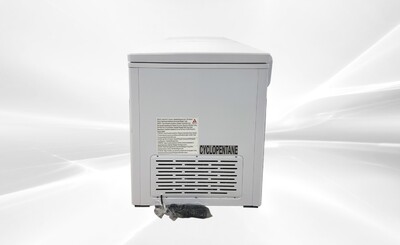 NSF 76 inches Horizontal Double Doors Freezer XF-650