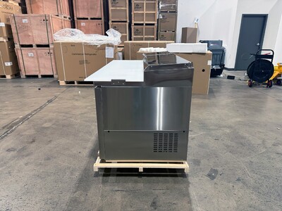 NSF 2 Solid Doors Pizza Prep Table Stainless Refrigerator KBR-66