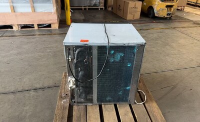 Clearance NSF 1000 lb Commercial ice maker machine 89373L0106