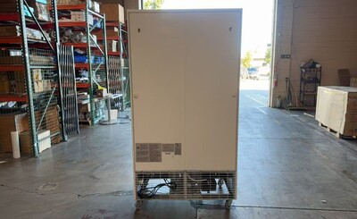 Clearance Drink two slide glass door refrigerator 103840L0220