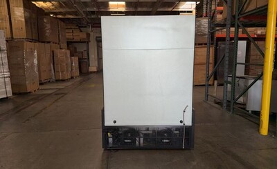 Clearance 60 in Vertical Open Air Display NSF 12521L0224