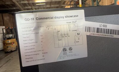 Clearance NSF 39 ins Merchandising door cooler 37550L0302