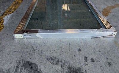 [Parts] GSM-15BB Refrigerator Left Glass Door