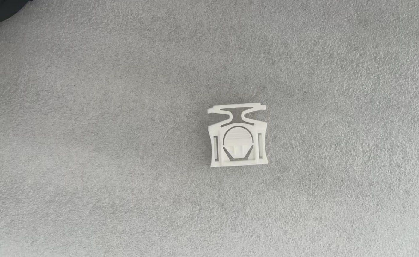 [Parts] XR06CX Thermostat Cover Snap-on part Clip