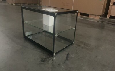 Clearance Countertop Glass Display Dry Case 82958H0330