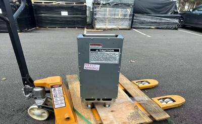 Clearance Gas Countertop Fryer Two tube burners 102777N040302