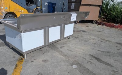 Clearance Left One 3 Compartment Sink With Faucet 104259L0411
