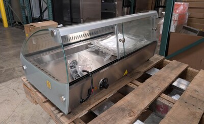 Clearance Heated Display Case 3 pan hot food 54654L0411