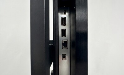 32 Ins LED intelligent mobile advertising machine CGB2200G-32